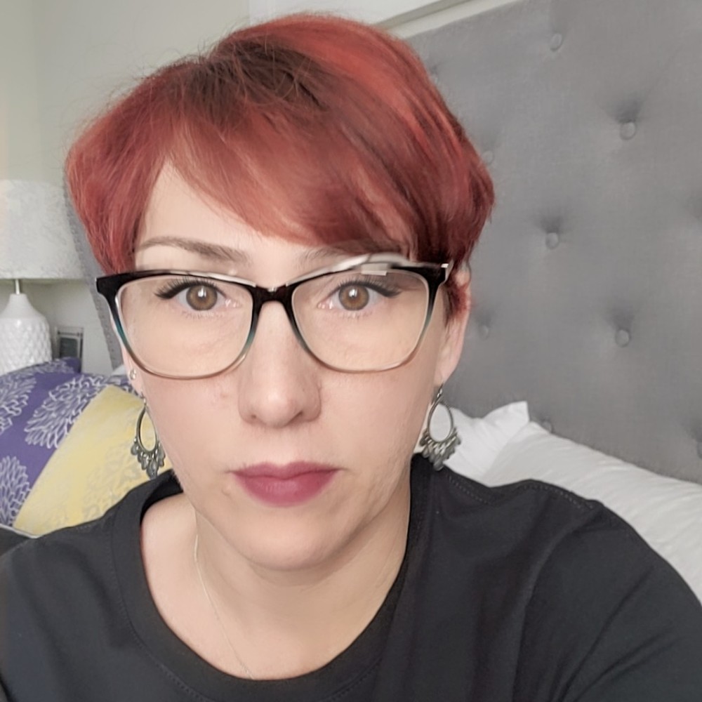 Meet your Posher, Jennifer